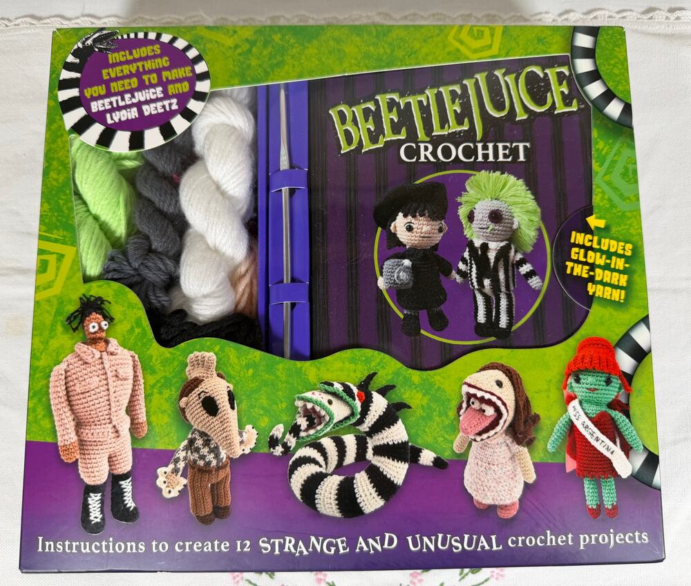 Beetlejuice Crochet Kit 12 Projects Yarn Crochet Hook Lydia Deetz New Open Box